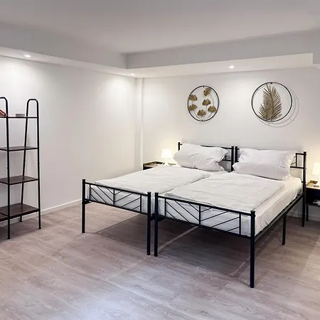 Casa Katalina Filderstadt, Fuer Familien Und Geschaeftsreisen, Super Ausgestattet, Mit Pkw Stellplatz Apartman Filderstadt
